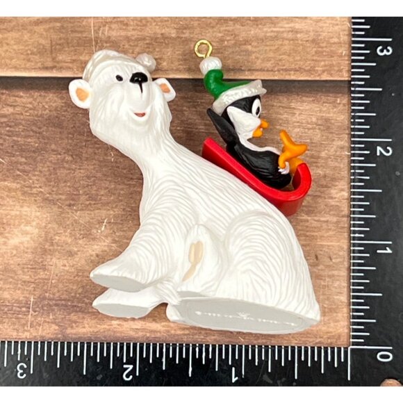 1995 HALLMARK KEEPSAKE ORNAMENT QX6117 POLAR COASTER BEAR PENGUIN ON SLED - Picture 10 of 10